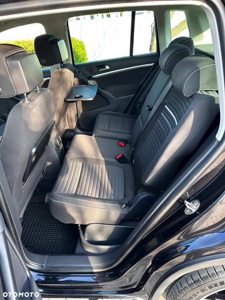 Volkswagen Tiguan 2.0 TDI DPF 4Motion BlueMotion Technology DSG Cup Sport & Style - 11