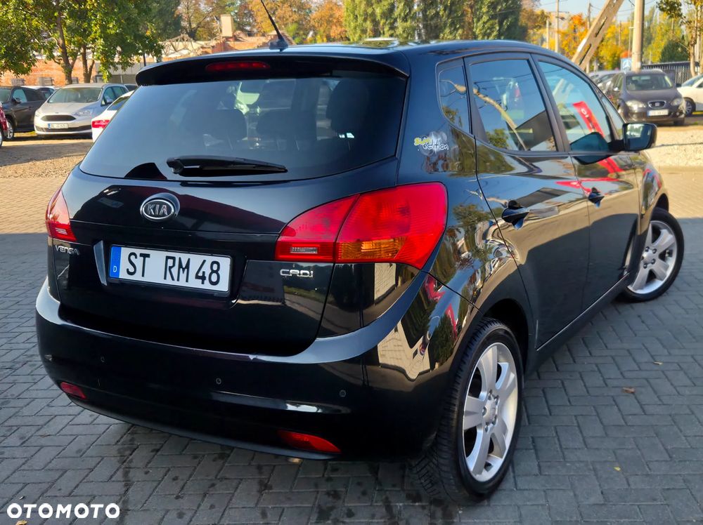 Kia Venga 1.6 CRDi 128 Titanium Collection - 14