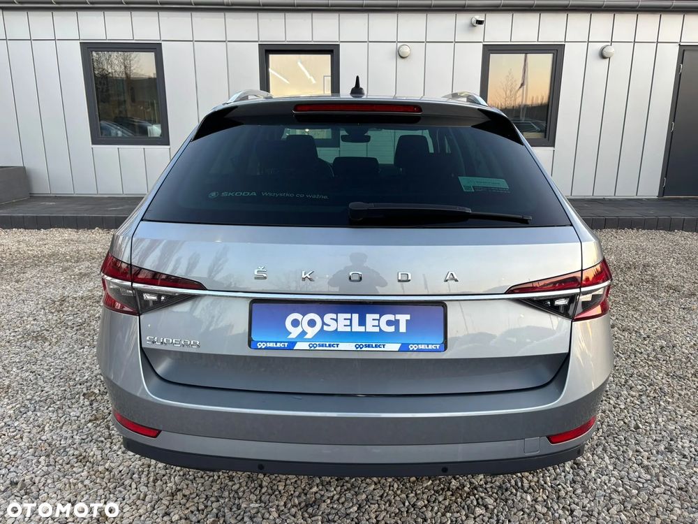 Skoda Superb 2.0 TDI SCR Style DSG - 4