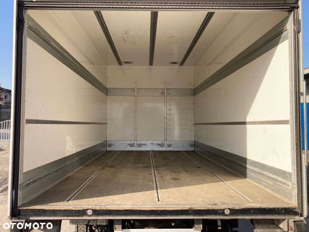 Mitsubishi FUSO CANTER - 13