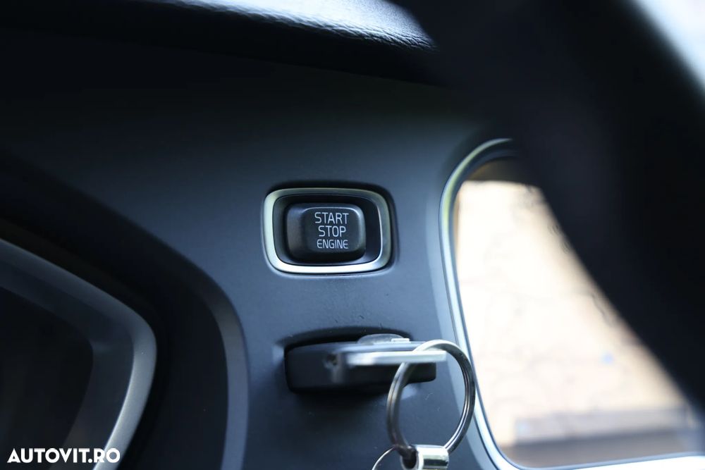 Volvo V40 D2 94g Summum - 20