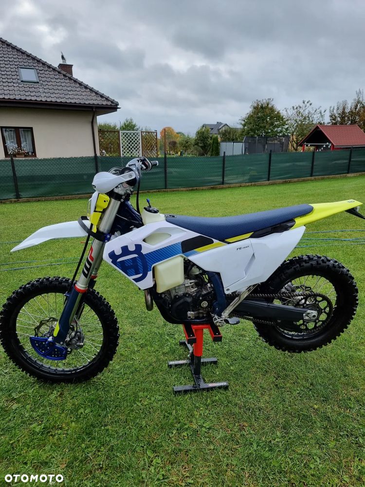 Husqvarna FE - 4