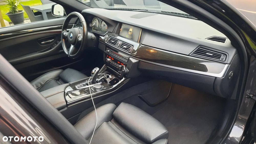 BMW Seria 5 530d xDrive Sport-Aut - 5