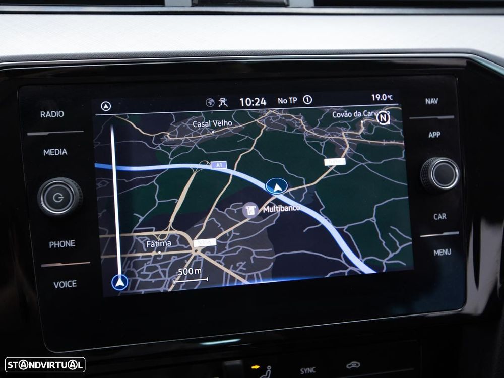 VW Passat Variant 2.0 TDI Business DSG - 24
