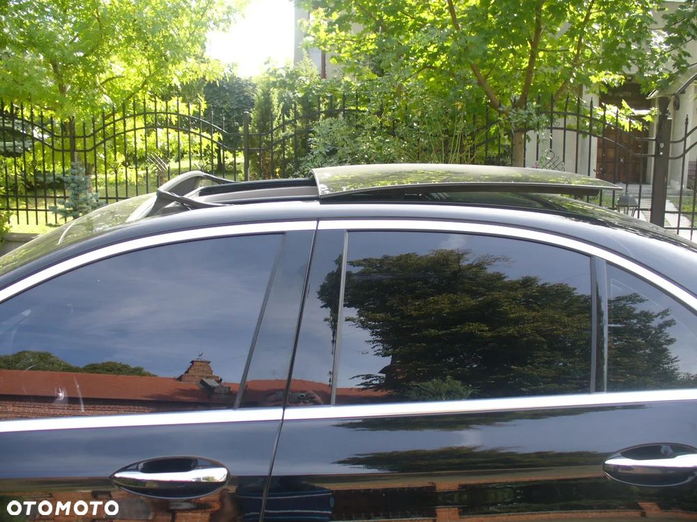 Mercedes-Benz Klasa E 300 9G-TRONIC Avantgarde - 18