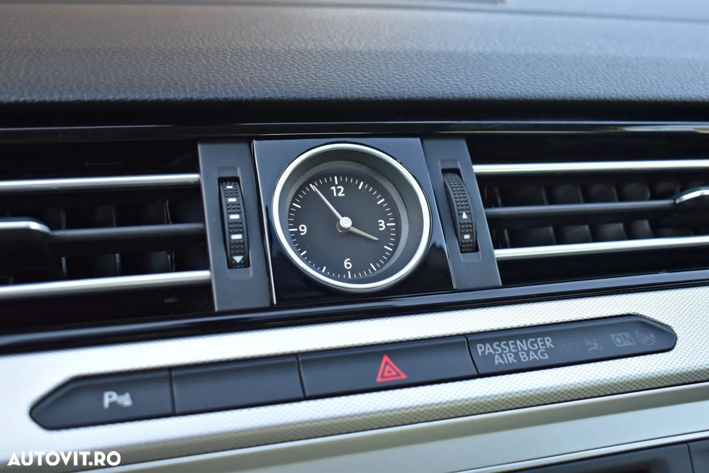 Volkswagen Passat 2.0 TDI Comfortline - 22