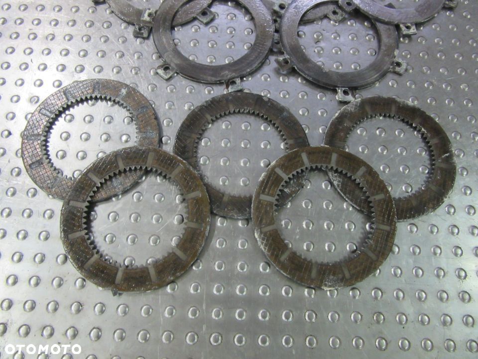 Przekładka tarczy tarczka 3387346M1 3387347M1 Massey Ferguson 8120 8130 8140 8150 8160 8170 8180 - 3