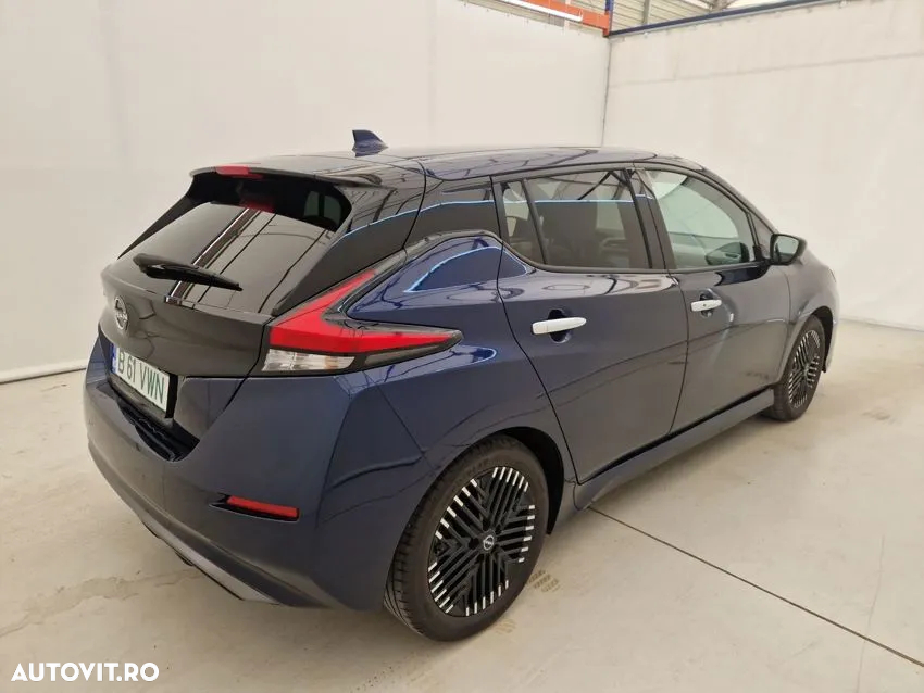 Nissan LEAF - 3