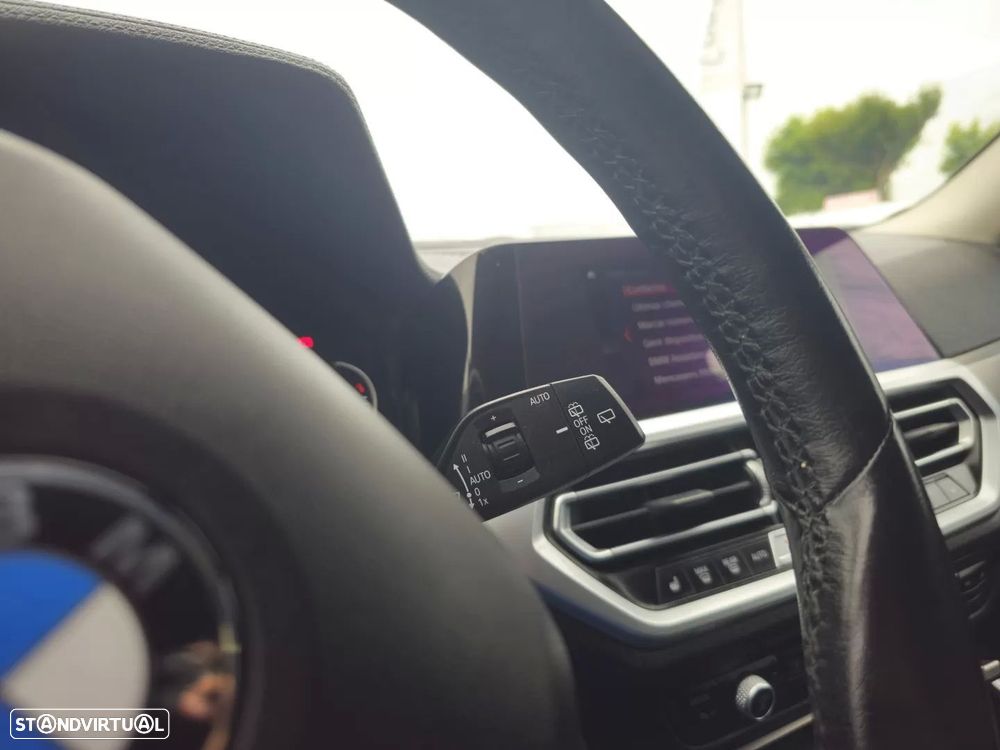 BMW 320 d Line Luxury Auto - 18