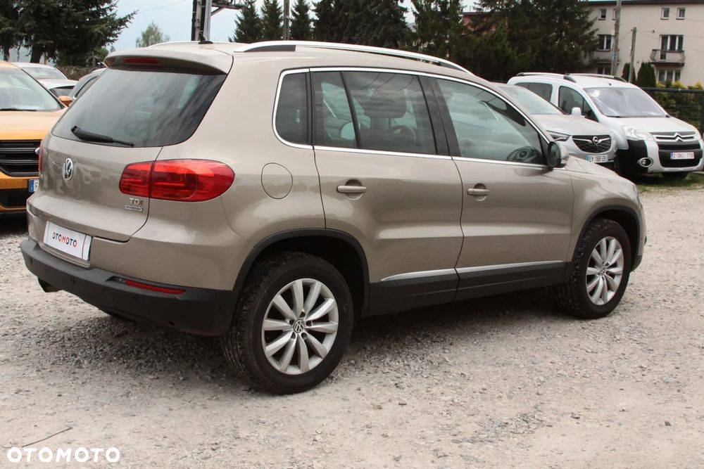 Volkswagen Tiguan 2.0 TDI DPF BlueMotion Technology Cup Sport & Style - 11