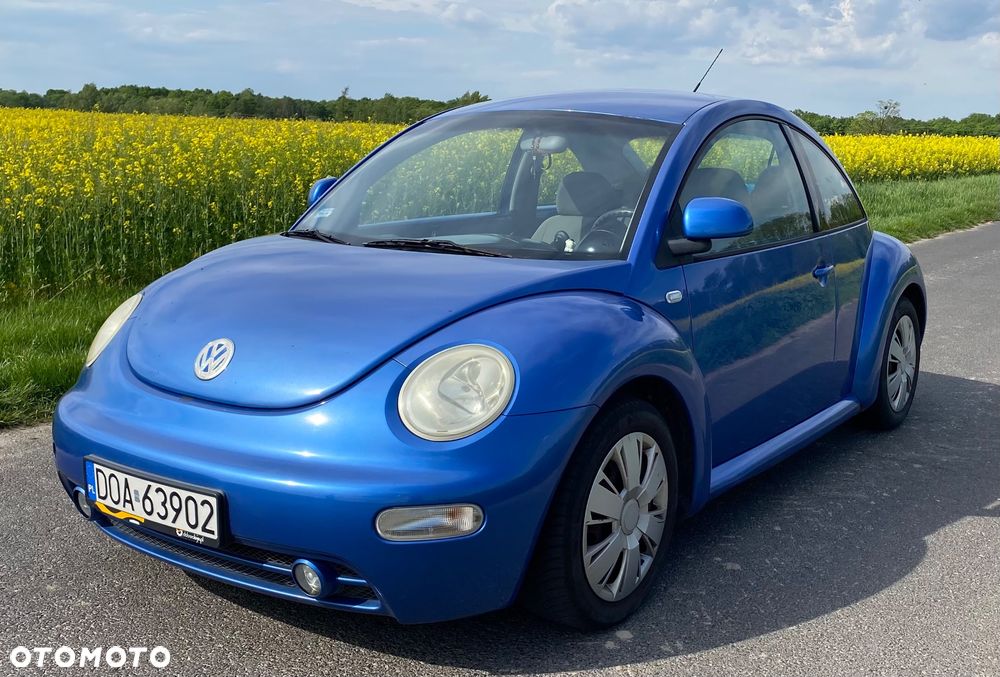 Volkswagen New Beetle - 1