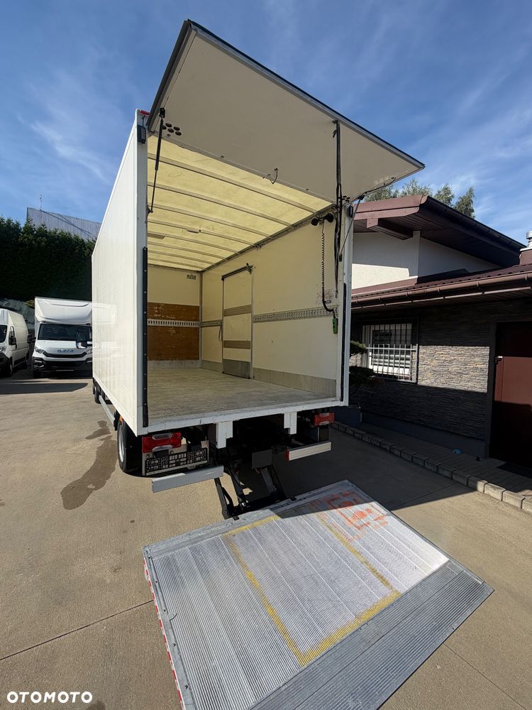 Iveco Daily 35C14 Kontener 8 Palet z windą 750 kg - 12