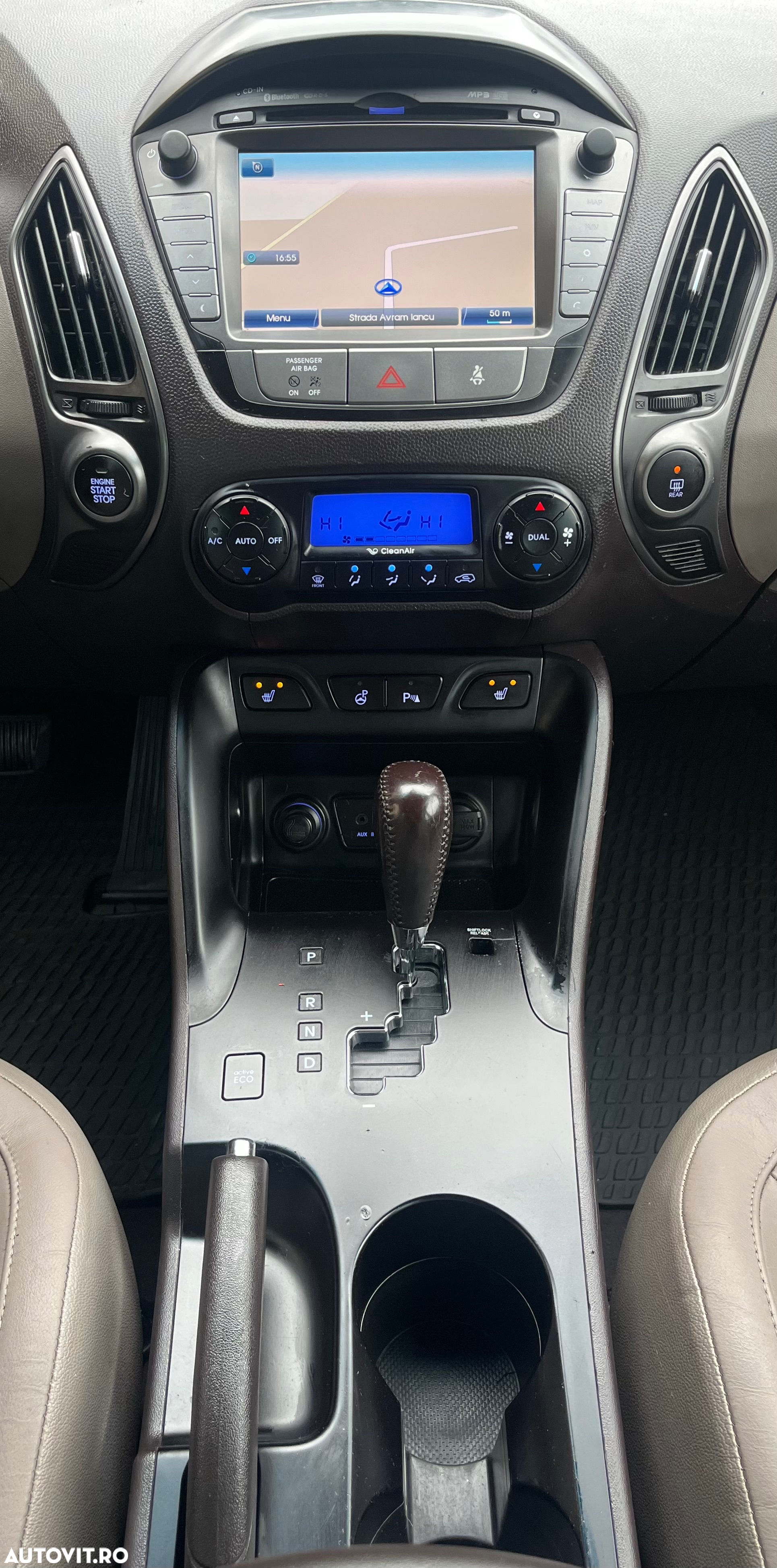 Hyundai ix35 2.0 CRDI 4WD Automatik Premium - 16