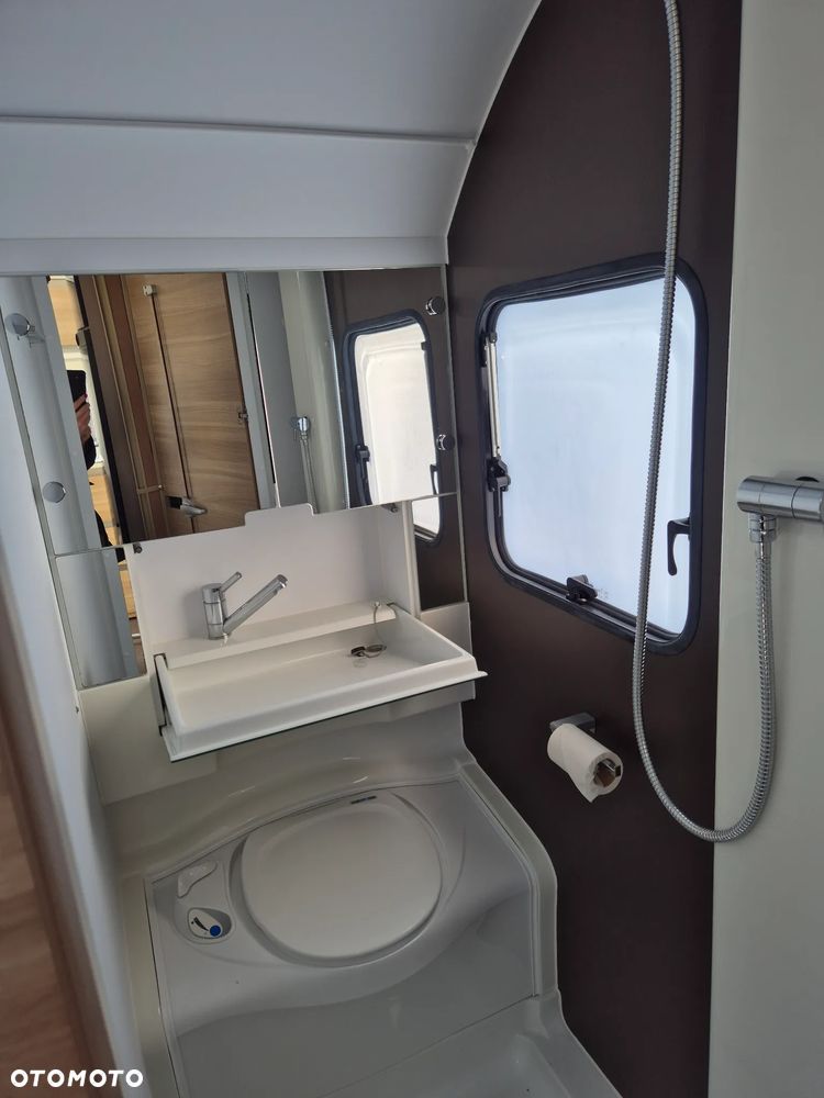 Adria 402 - 10