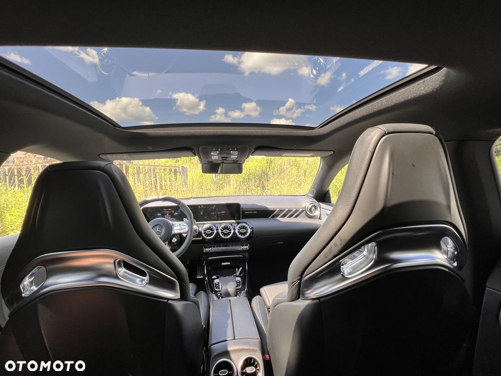 Mercedes-Benz CLA - 13