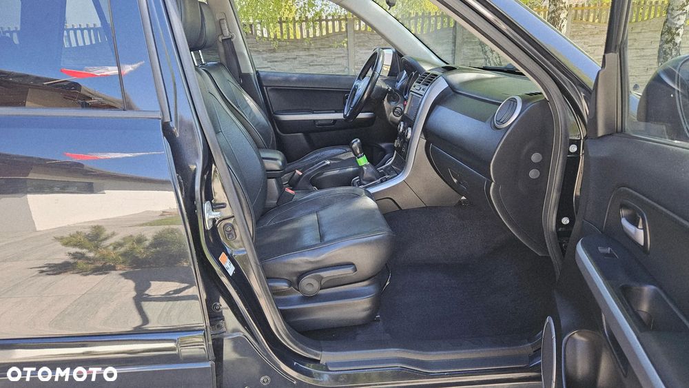 Suzuki Grand Vitara 1.9 DDiS - 6