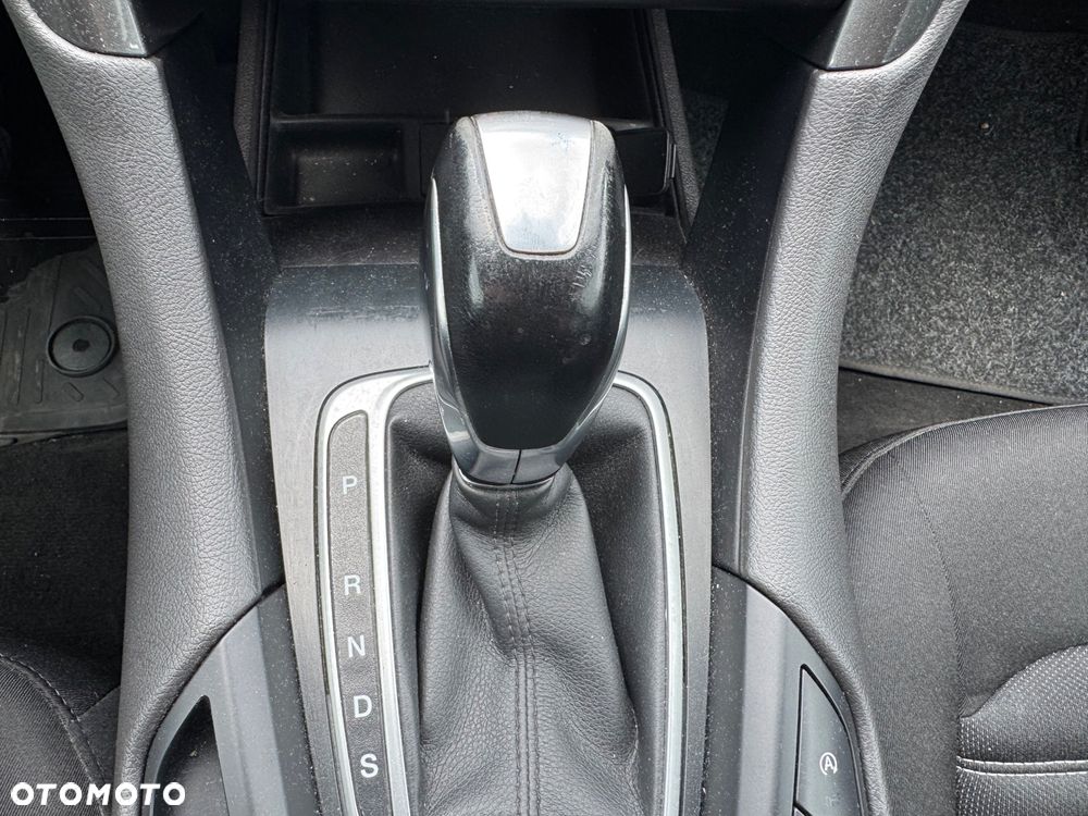 Ford Mondeo - 22