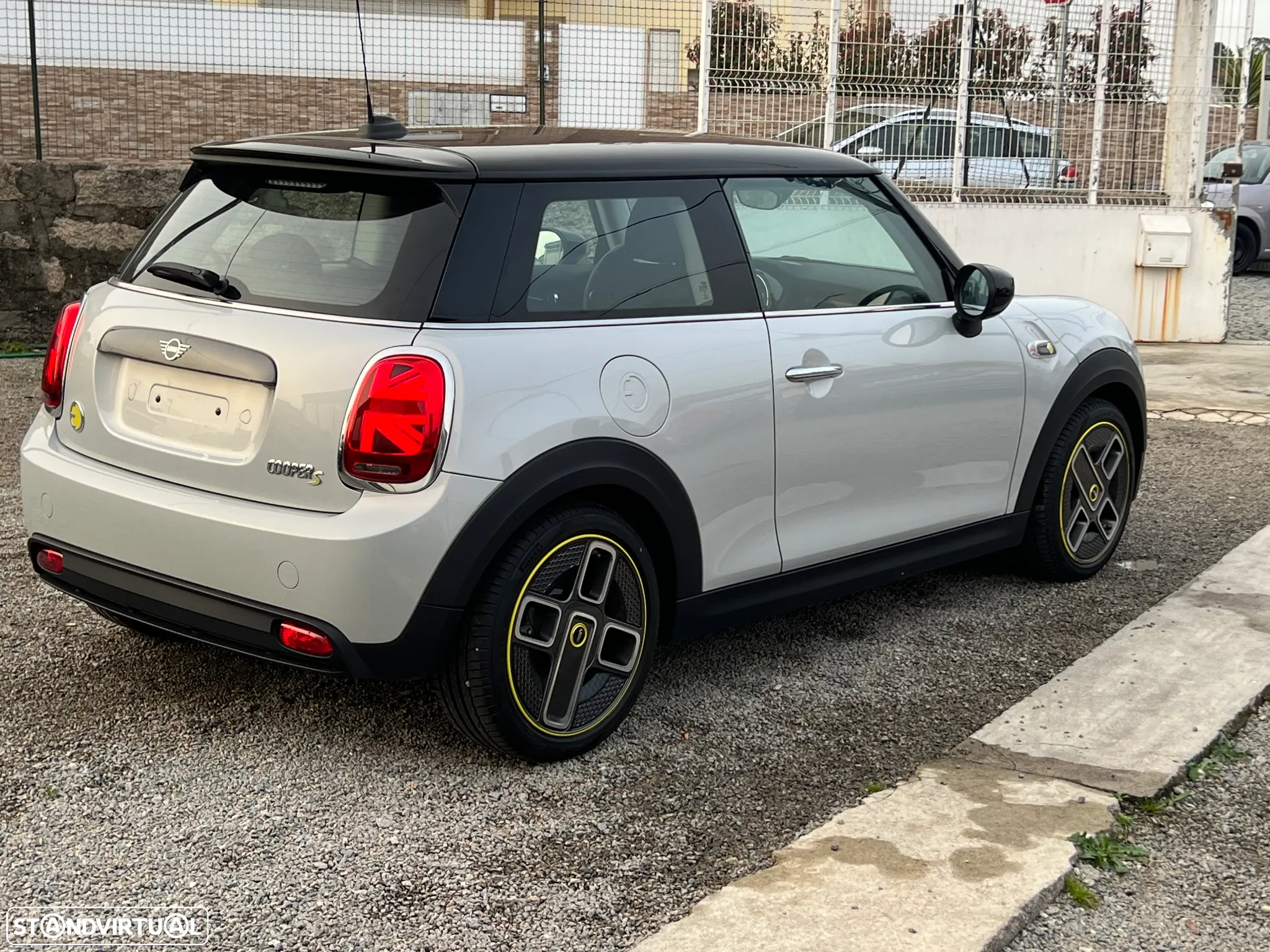 MINI 3 Portas Cooper SE S - 9