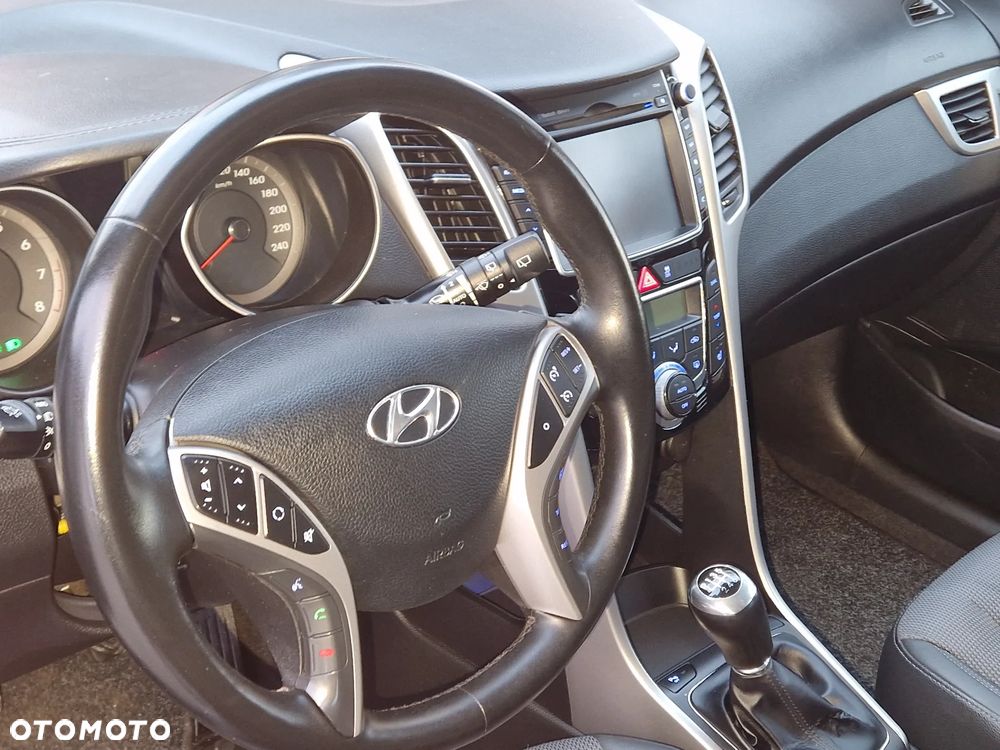Kia Ceed 1.6 GDI Business Line - 27