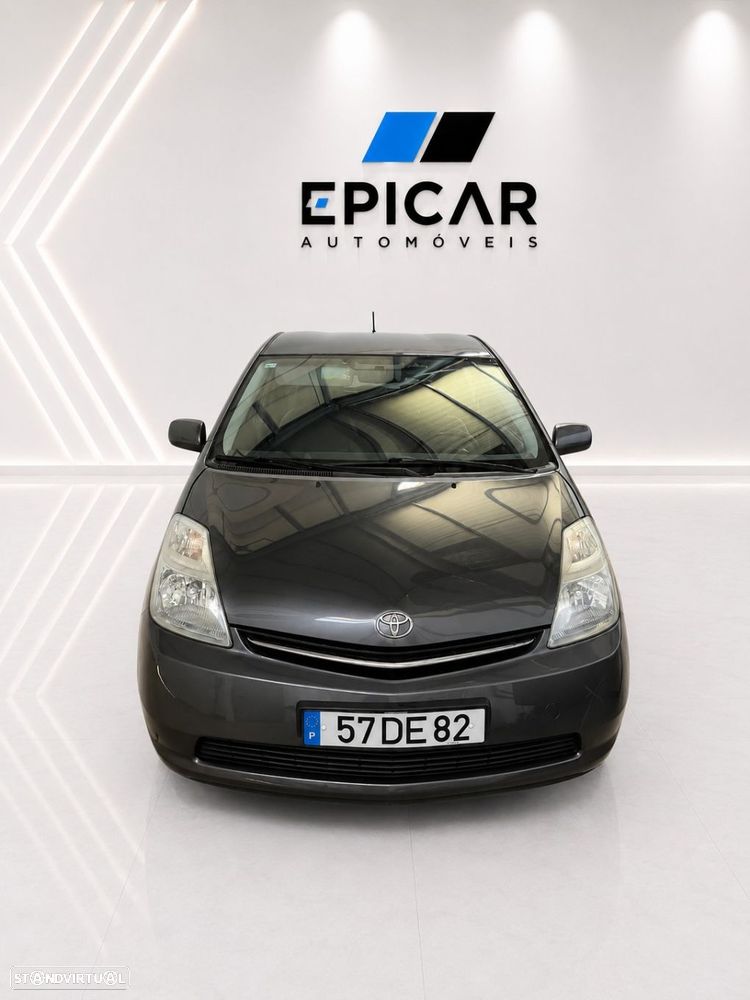 Toyota Prius - 2