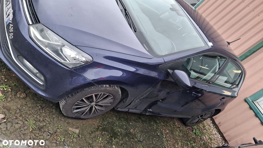 Volkswagen Polo - 2