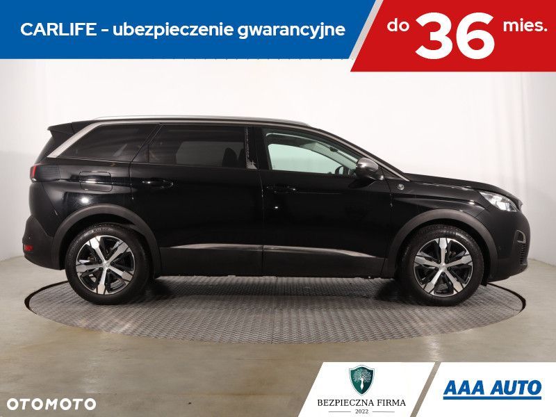 Peugeot 5008 - 8