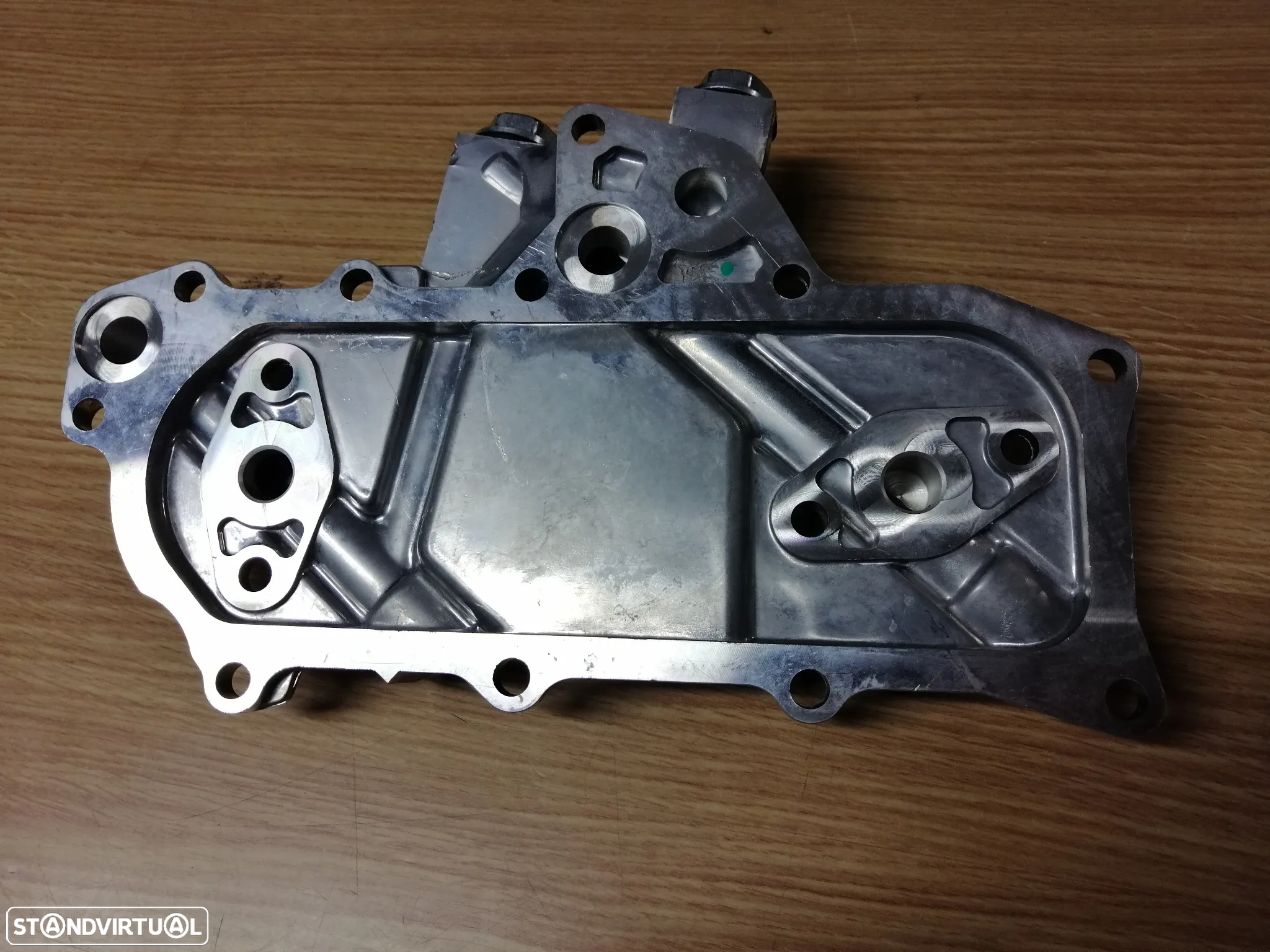 Tampa do bloco do motor das Nissan Pickup D21 e Cabstar TD25 NOVA - 2