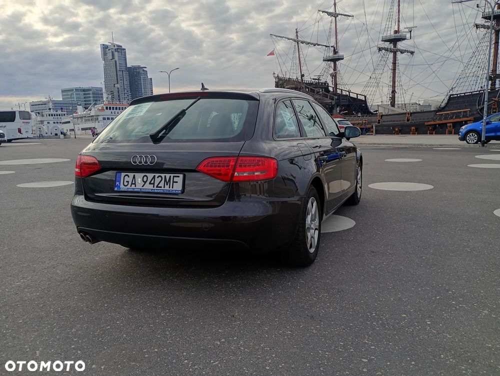 Audi A4 Avant - 13