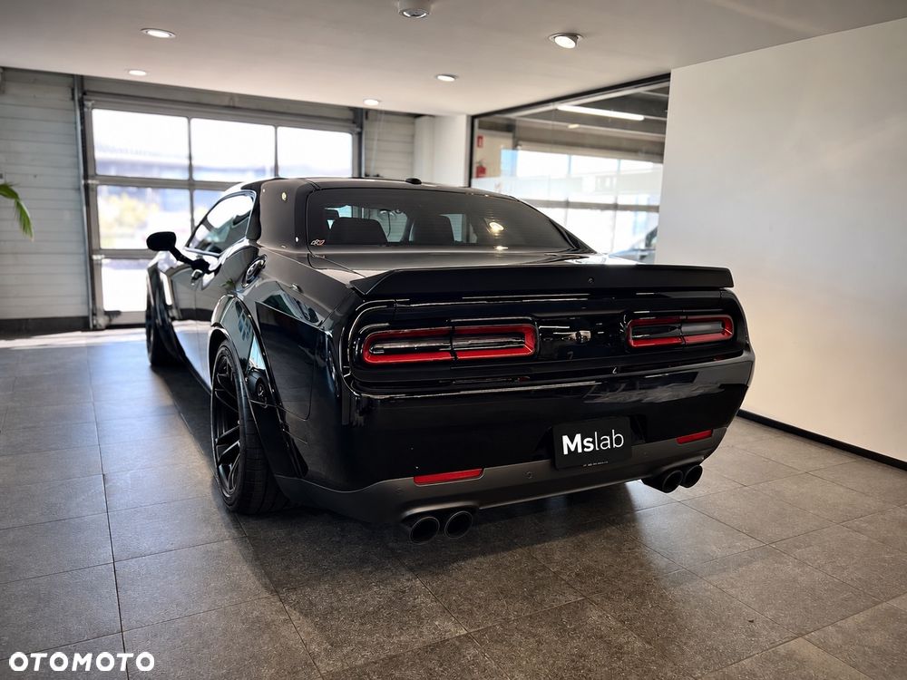 Dodge Challenger 6.2 Hellcat - 3