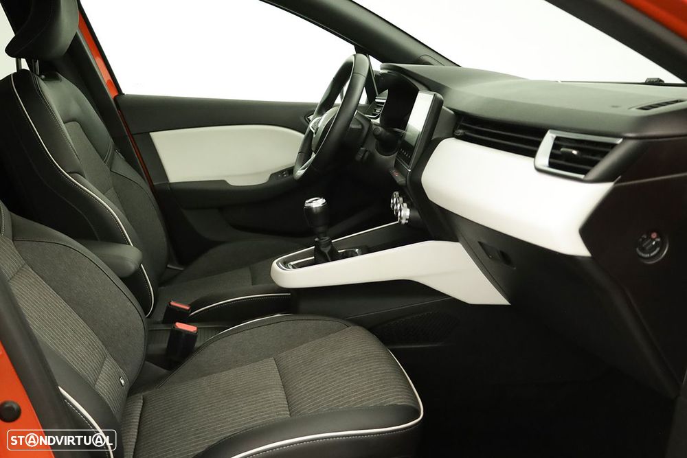 Renault Clio 1.0 TCe Techno - 22