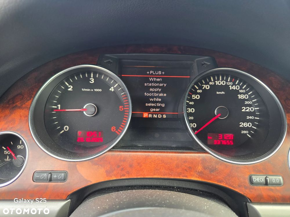 Audi A8 3.0 TDI L Quattro - 16