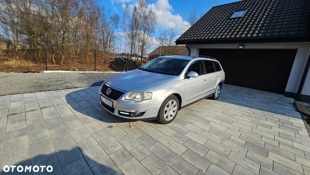 Volkswagen Passat 2.0 TDI DPF Comfortline DSG - 1