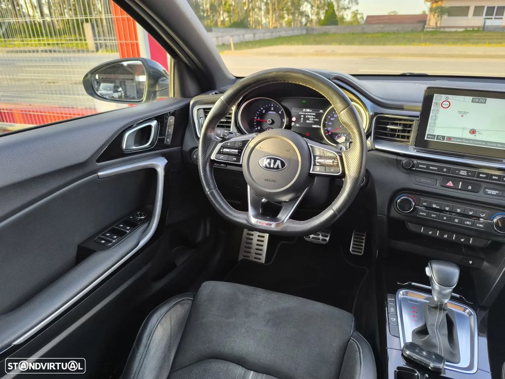 Kia Ceed 1.6 CRDi GT Line 7DCT - 34