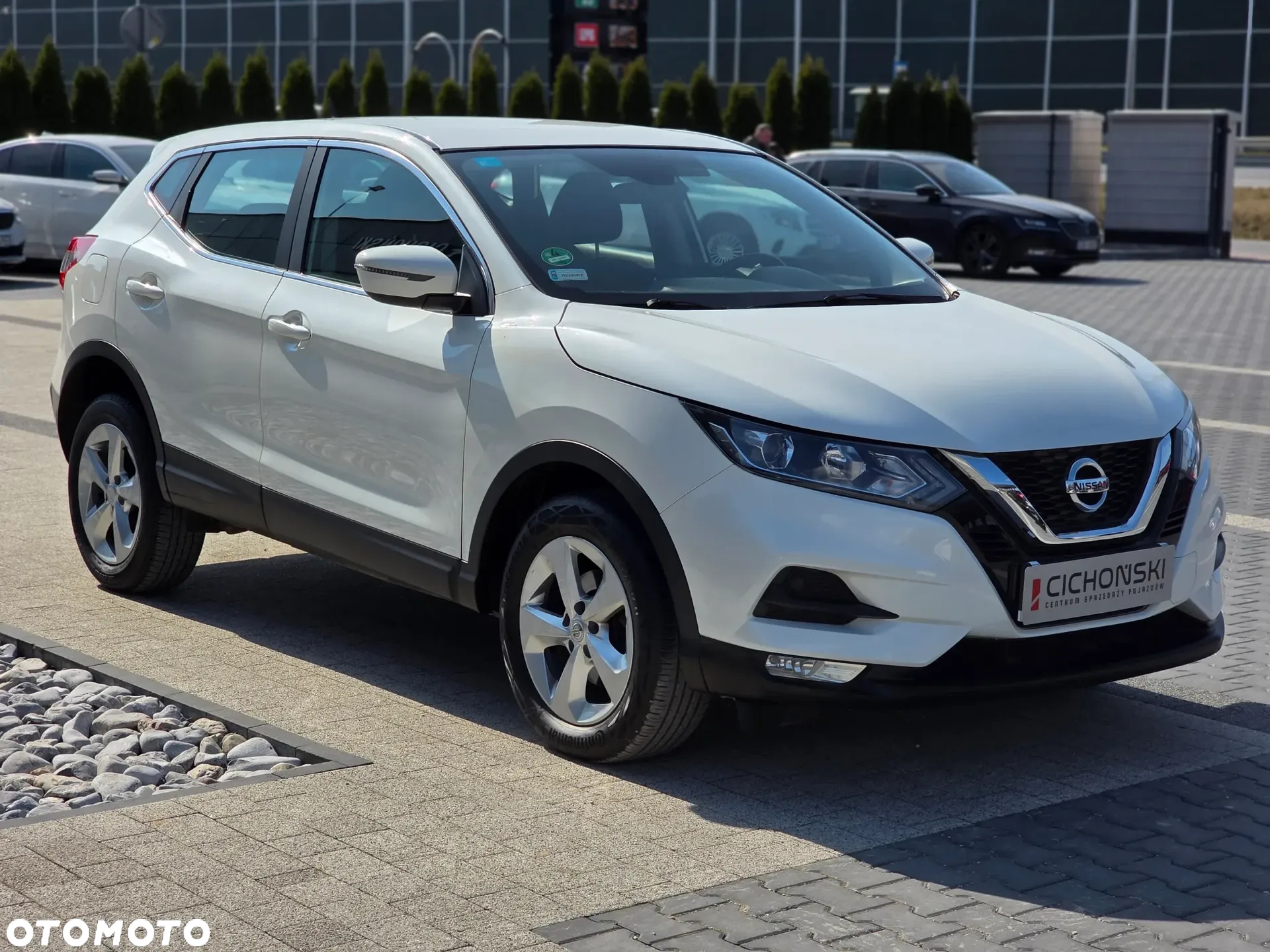 Nissan Qashqai 1.3 DIG-T N-Connecta - 3