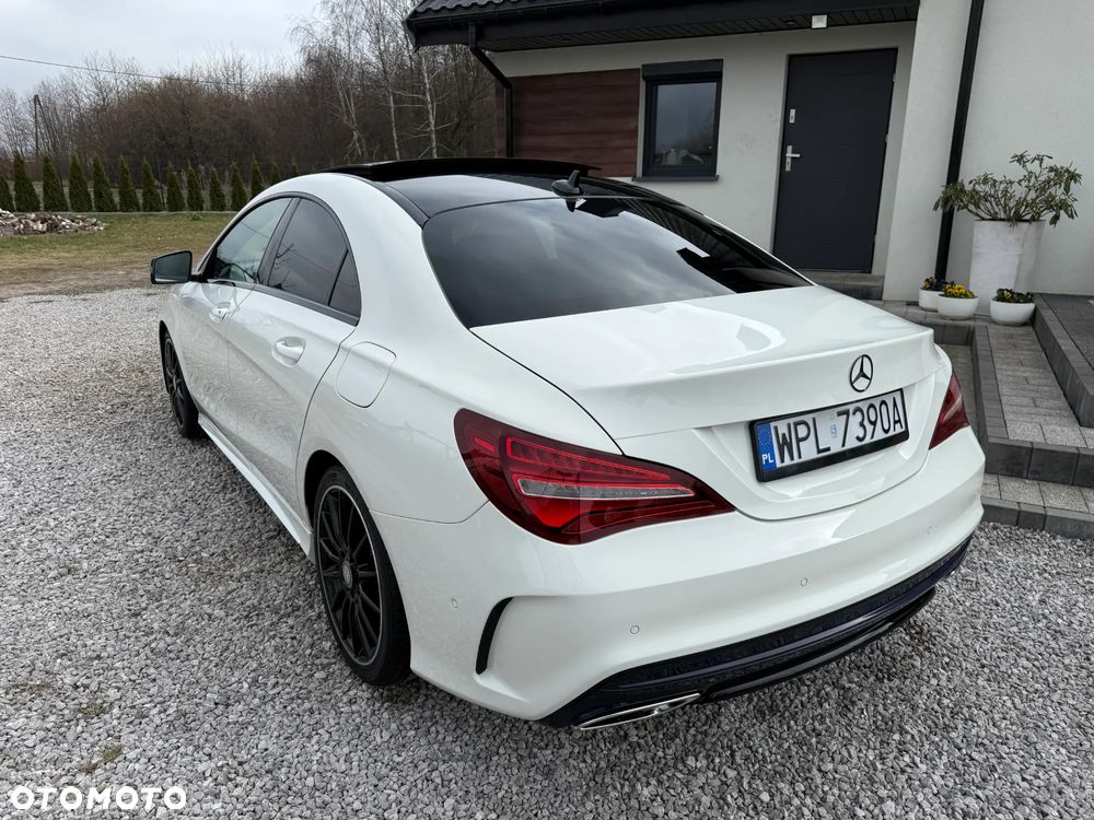 Mercedes-Benz CLA 180 AMG Line - 15