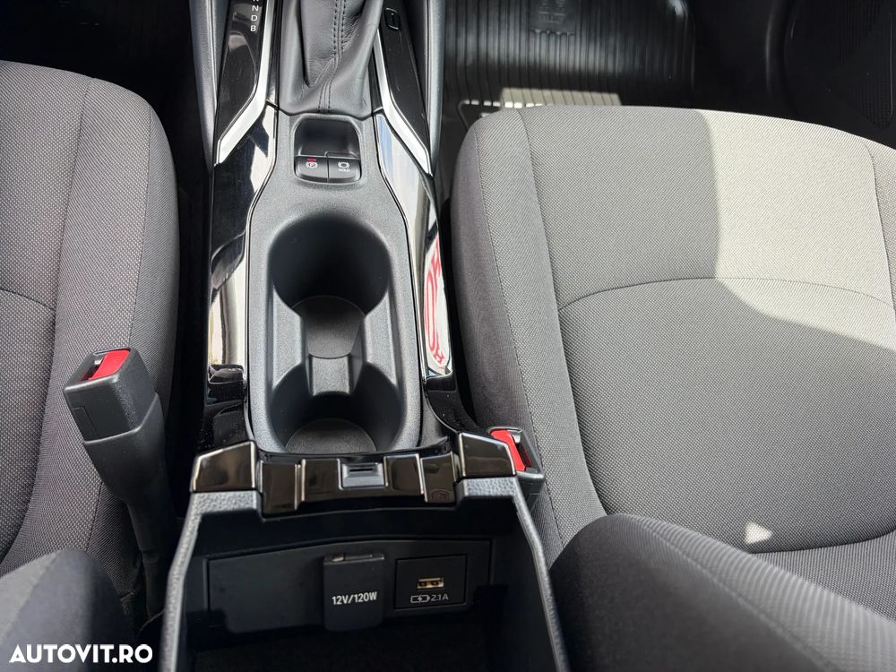 Toyota Corolla 1.8 HSD Dynamic - 28