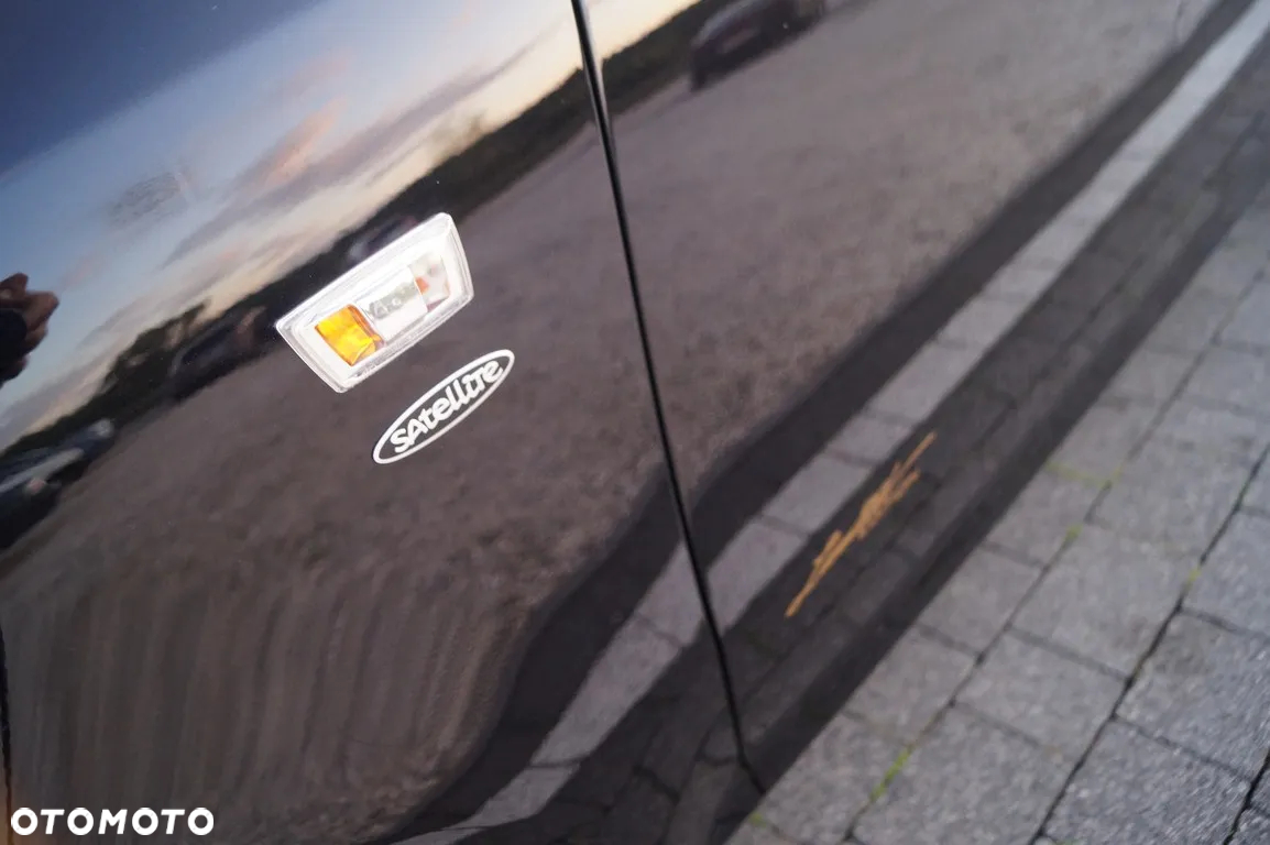 Opel Corsa 1.2 Essentia - 15