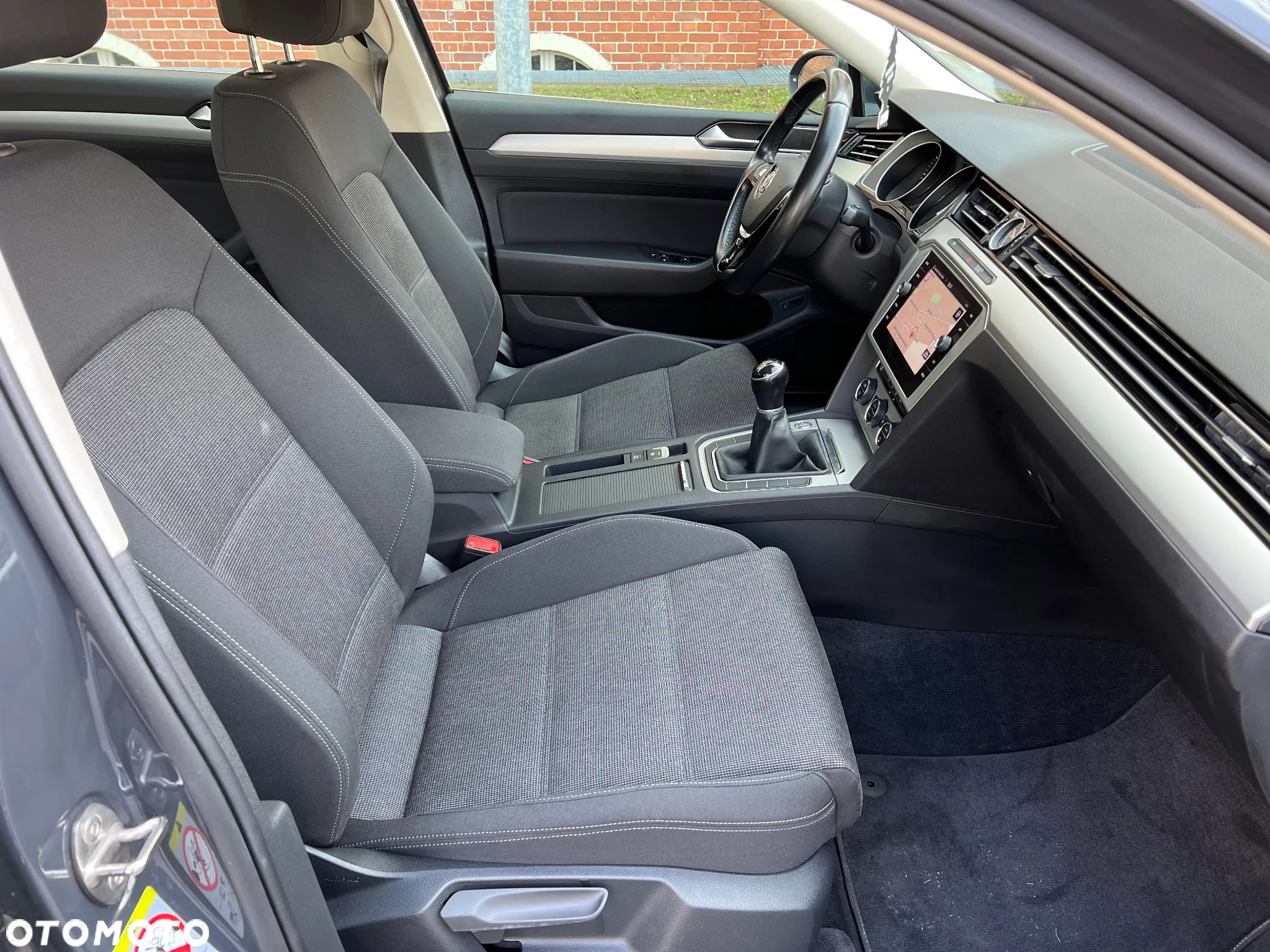 Volkswagen Passat 2.0 TDI BMT Comfortline - 8