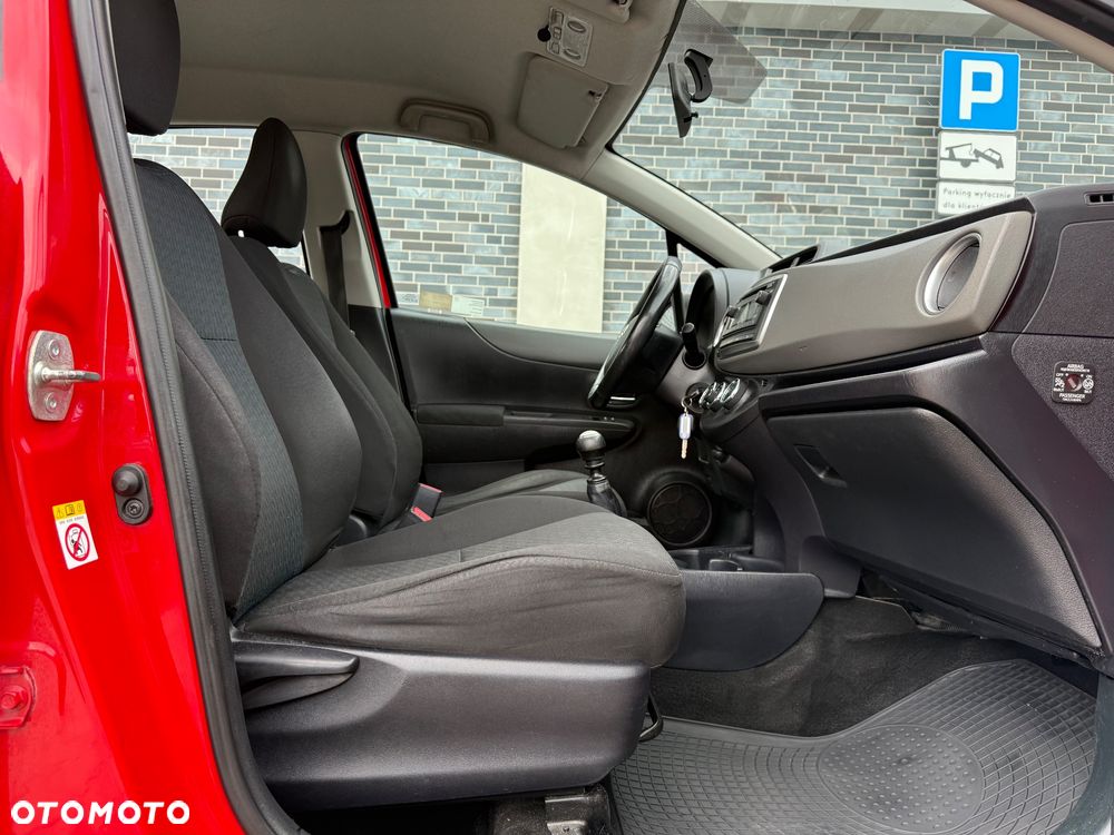 Toyota Yaris 1.33 Luna - 24