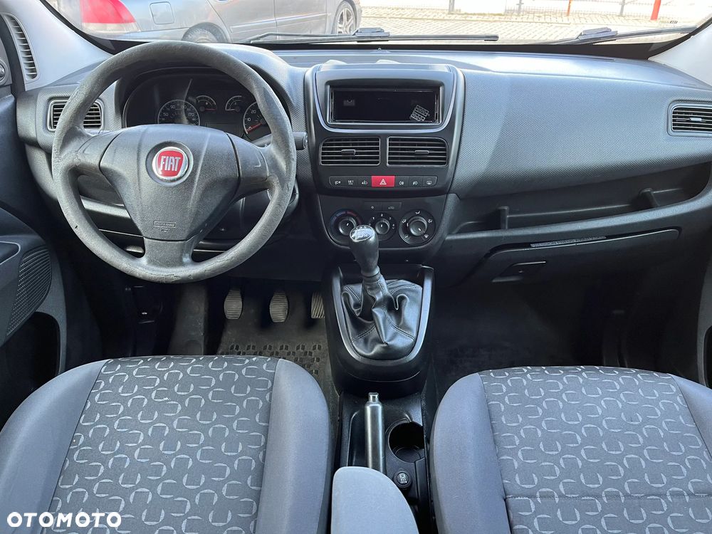 Fiat Doblo - 17