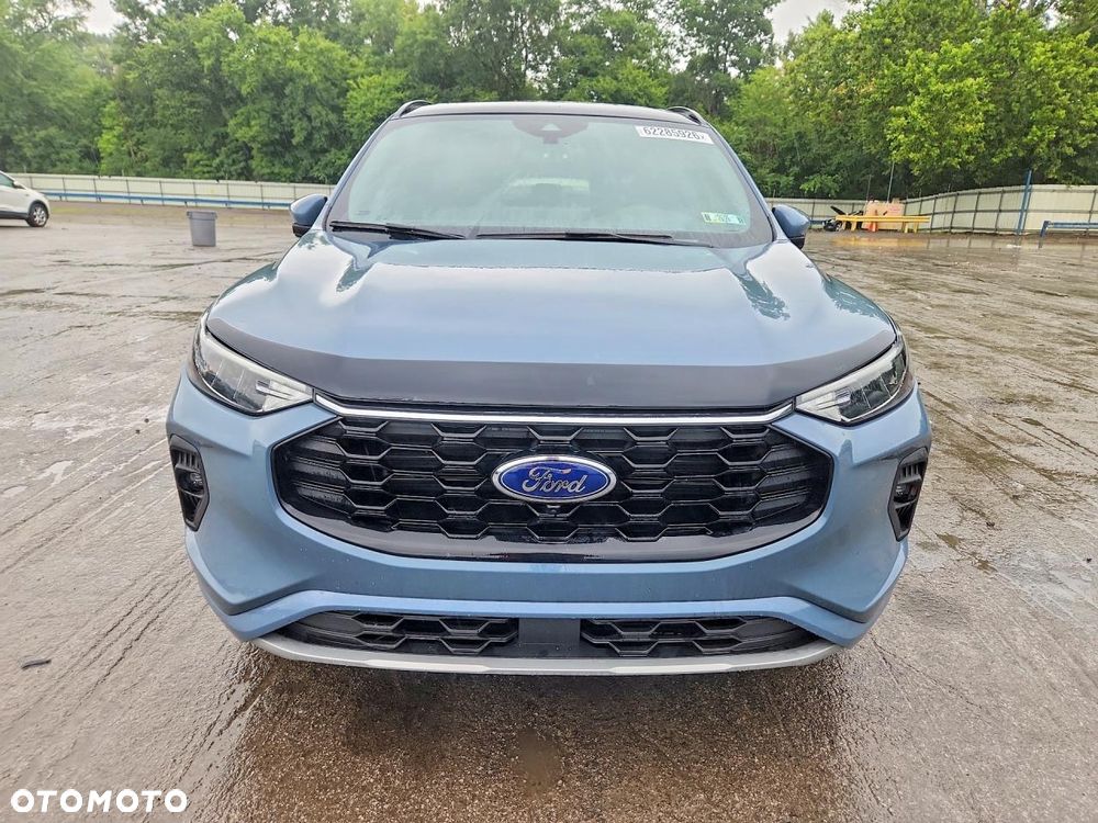 Ford Escape 2.0 EcoBoost AWD Titanium - 10