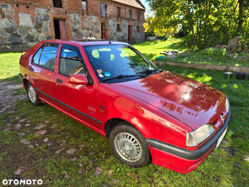 Renault 19 - 16