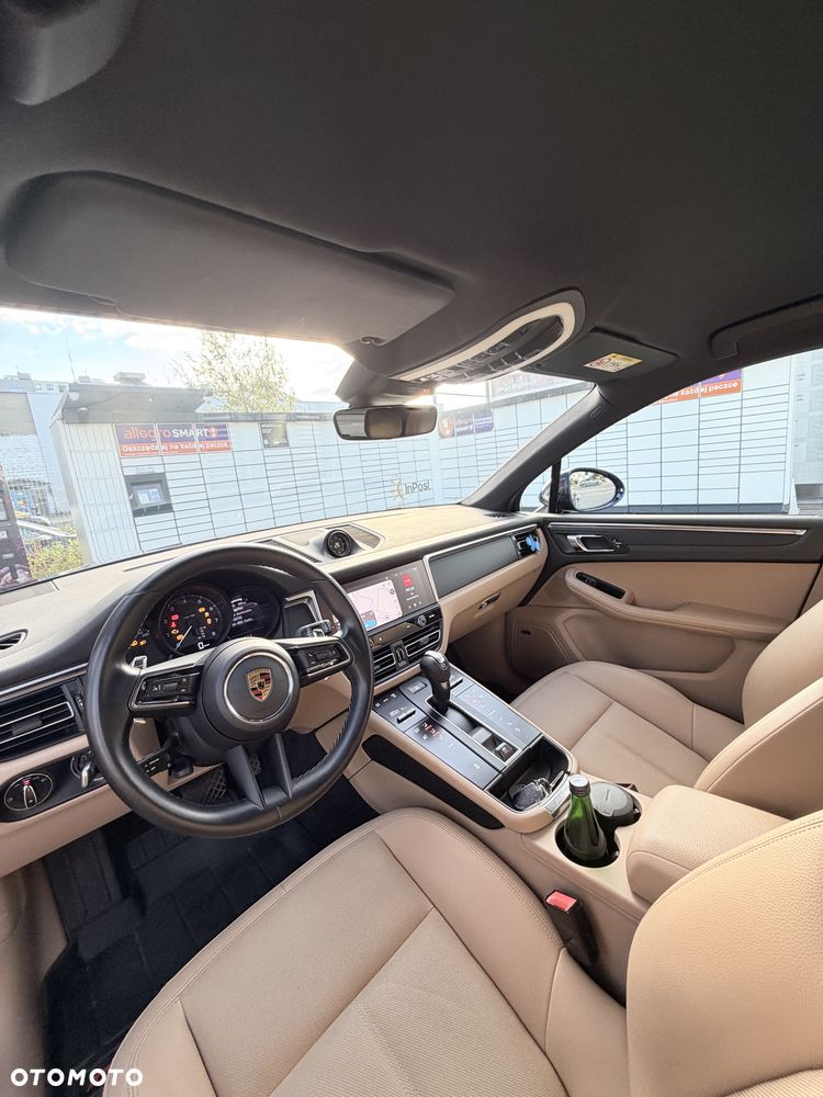 Porsche Macan - 26