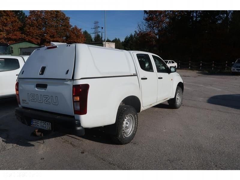 Isuzu D-Max - 4