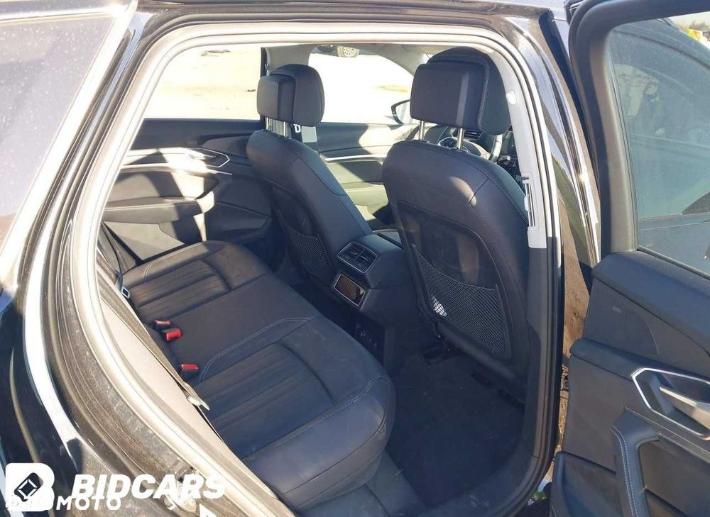 Audi Q8 e-tron Premium Plus Quattro AWD z 2024 roku (wersja USA) – części samochodowe. - 10