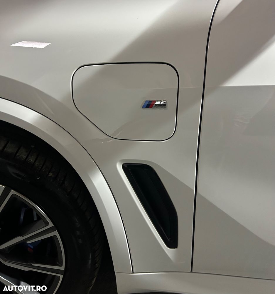 BMW X5 xDrive45e - 26