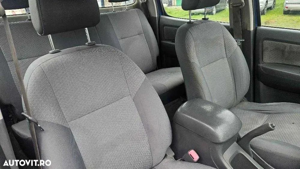 Toyota Hilux D-4D 2.5 - 5