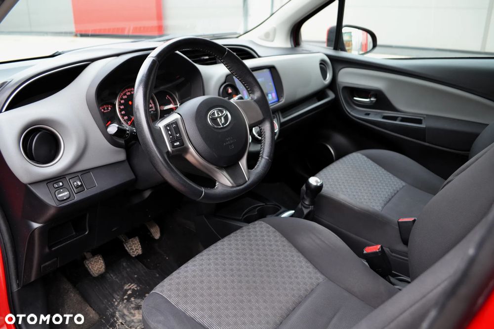 Toyota Yaris 1.0 Sol - 5