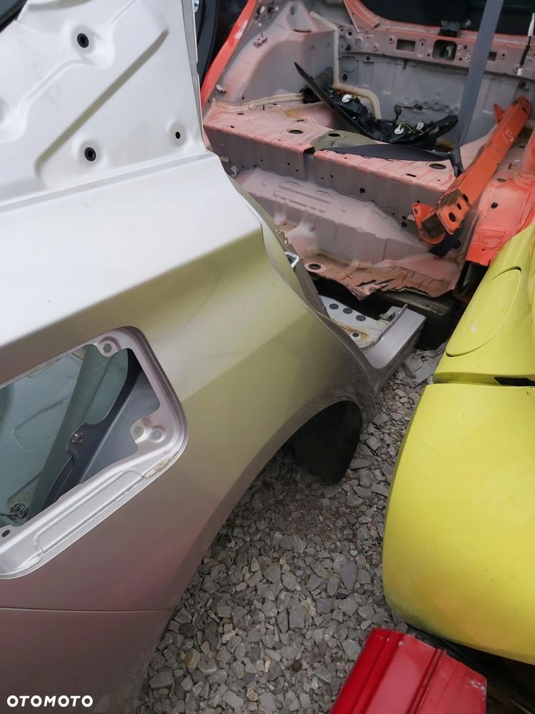 Prius IV PRIME błotnik prawy tył PLUG IN ćwiartka prawa tył - 4