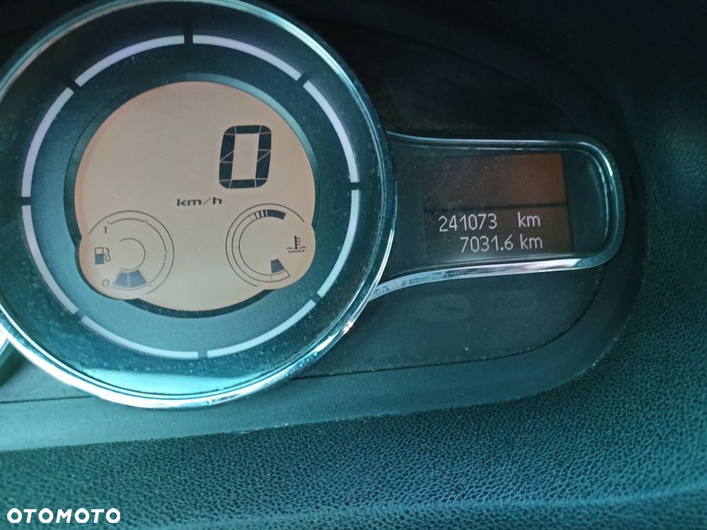 Renault Megane - 8